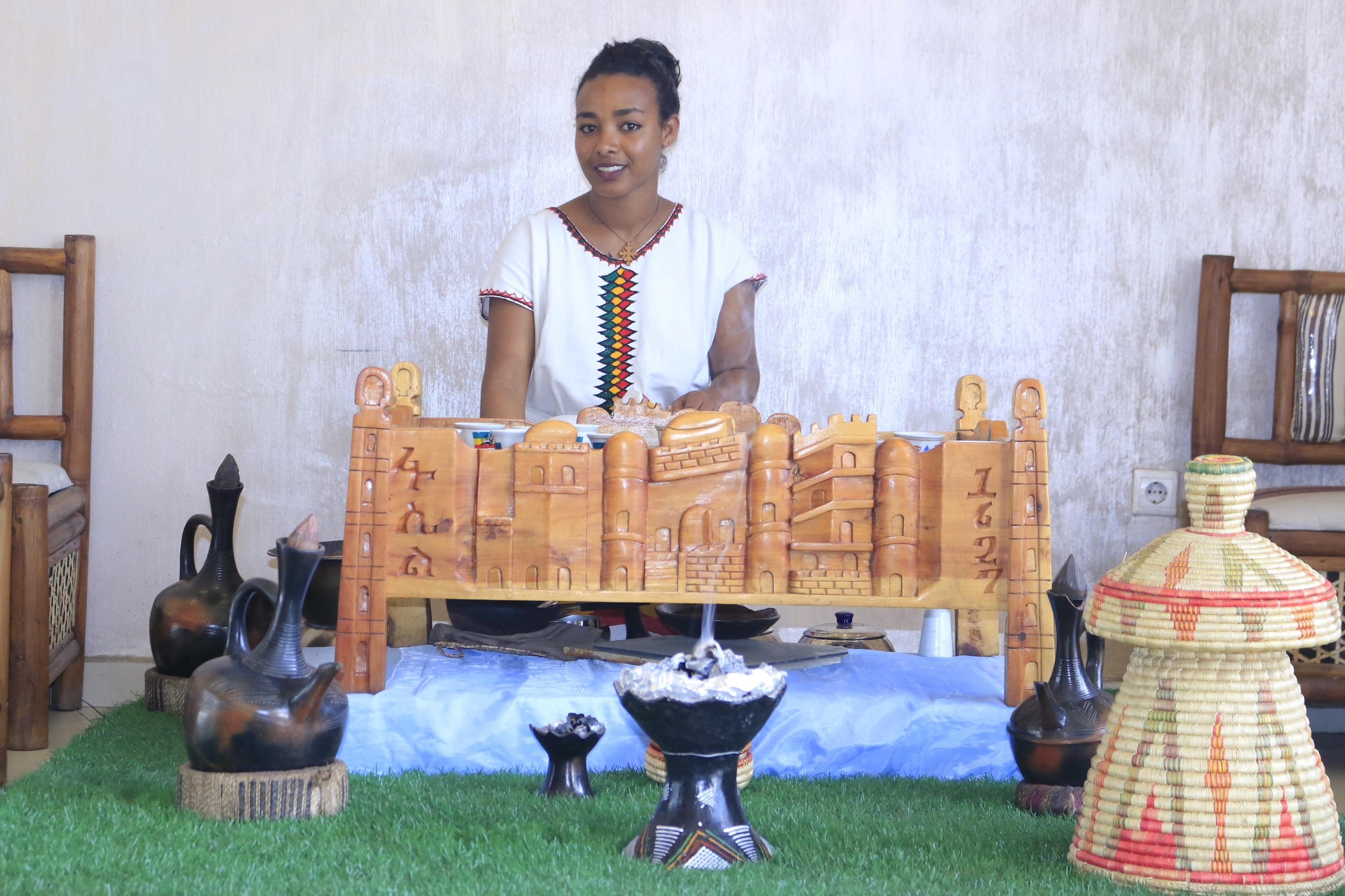 Momona Hotel Adis Abeba Exterior foto