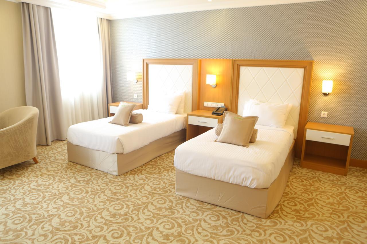 Momona Hotel Adis Abeba Exterior foto