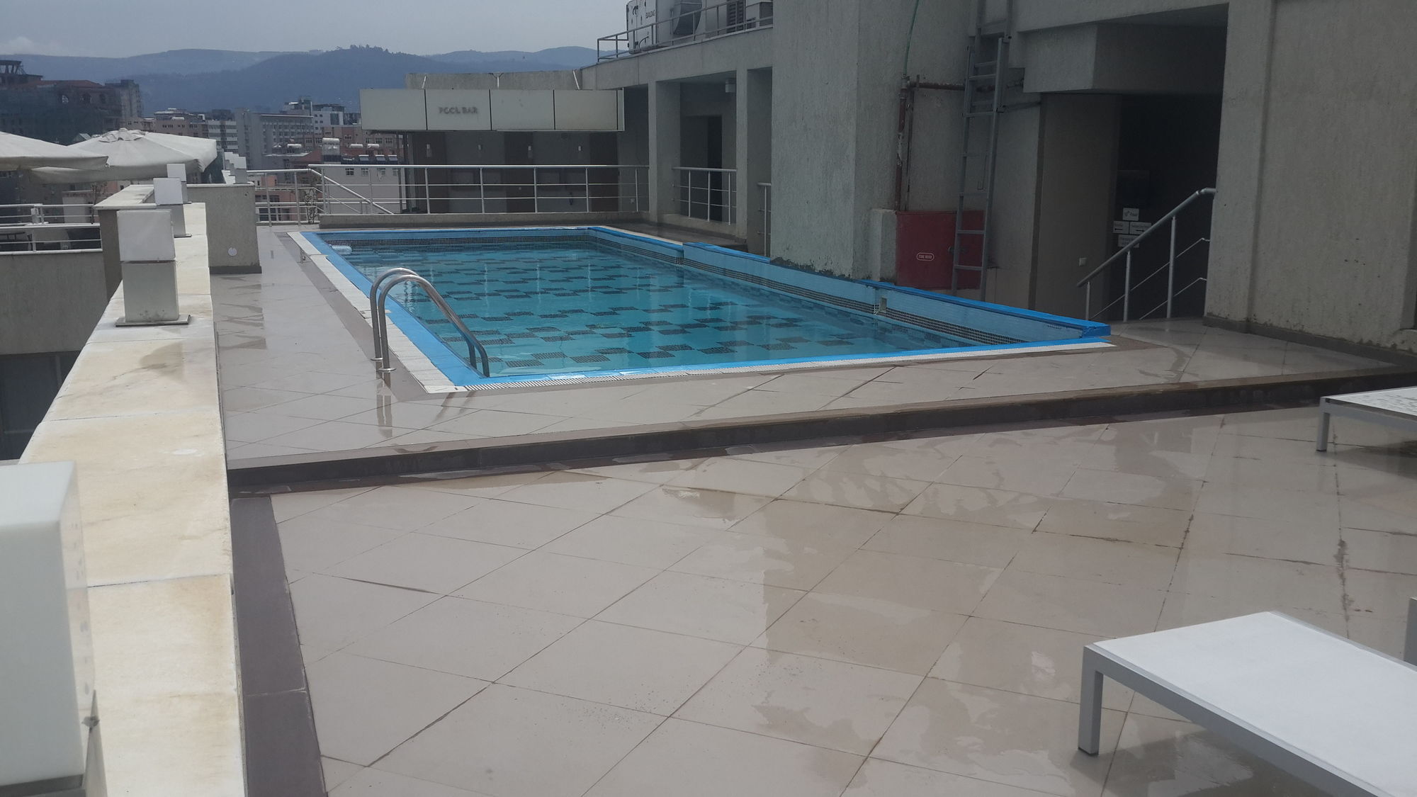 Momona Hotel Adis Abeba Exterior foto